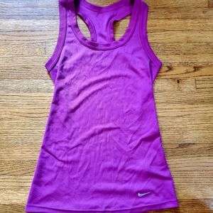 Nike Dri fit form-fitting ribbed racerback fusia